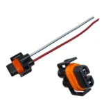 Патрон роз'єм під лампу Н11 пластиковий з проводами