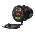 Автомобільний зарядний пристрій два порти 2 USB + 2 Type-C 12-24V 83W врізна розетка, з вольтметром Червоне підсвічування