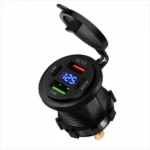 Автомобільна зарядка чотири порти QC 2.4А 60W TYPE-C та Dual USB, вольтметр Синя швидка зарядка 12/24 V