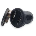 Автомобільна зарядка 12V-24V 2xUSB 2.1A з вольтметром синім, врізна, з кришкою - Зображення 7