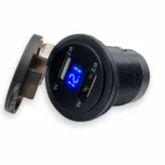 Автомобільна зарядка 12V-24V 2xUSB 2.1A з вольтметром синім, врізна, з кришкою